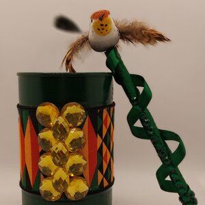 Hummingbird Pen Set with Green Kente Cloth Organizer